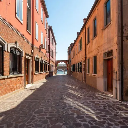 Loft In - Murano Venier *