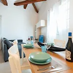 Loft In - Murano Venier Apartment *